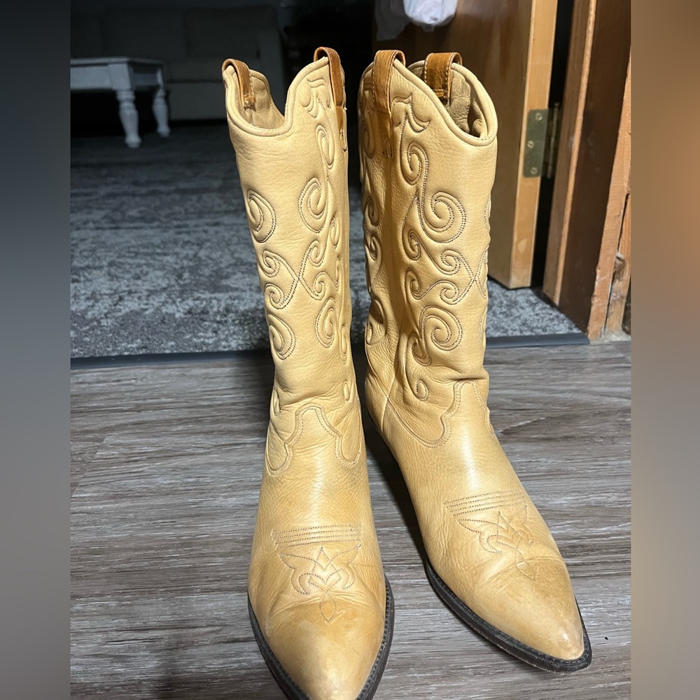 Vintage Zodiac Deerskin Women’s Cowboy Boots